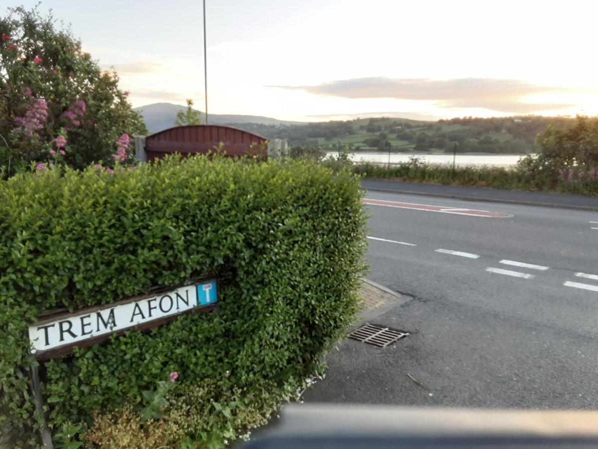 קולווין ביי 3-Bed Bungalow Near Conwy Valley Close To Castle מראה חיצוני תמונה